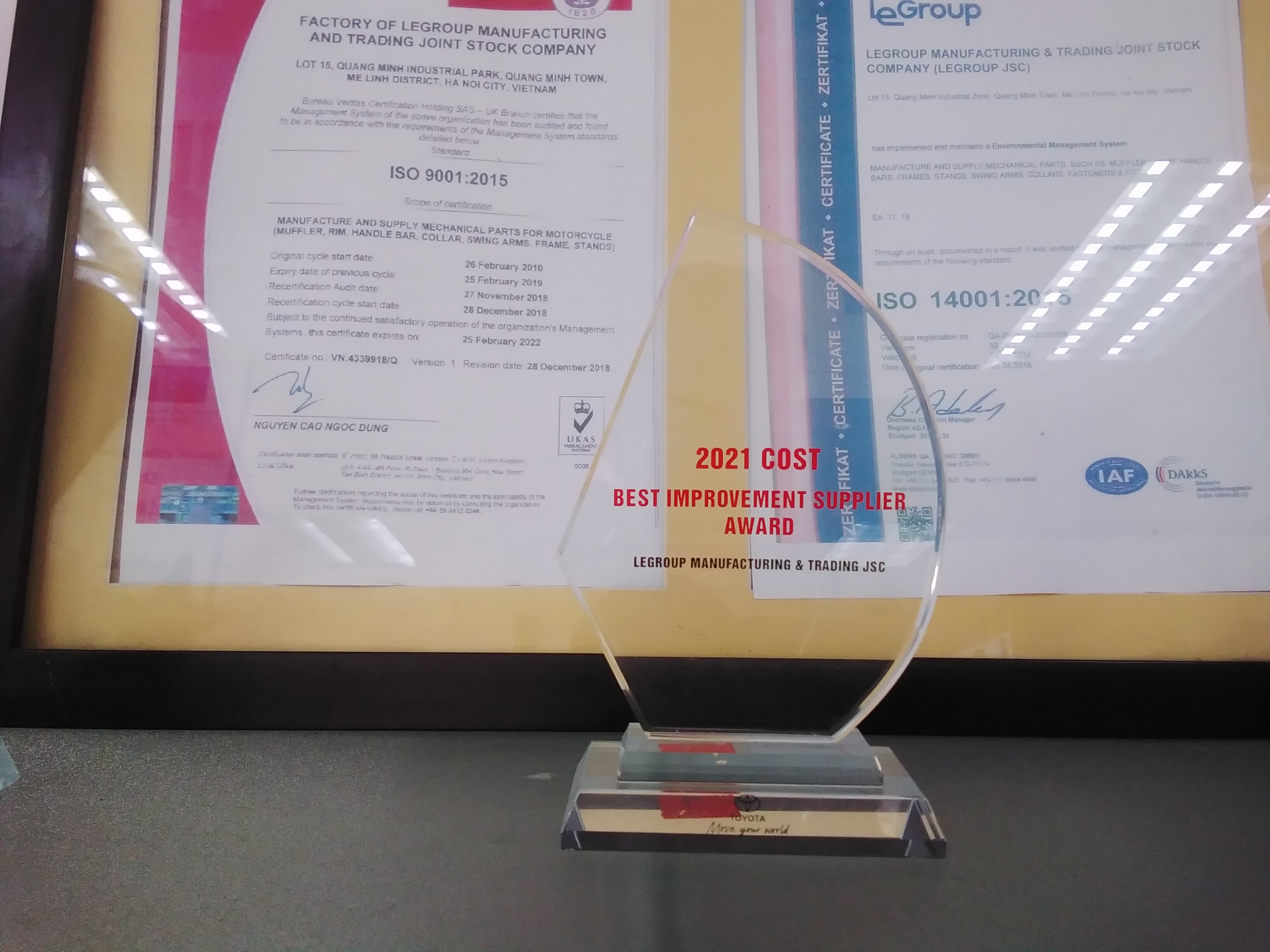 LEGROUP RECEIVES AWARD FROM TOYOTA VIETNAM FOR “2021 BEST IMPROVEMENT SUPPLIER - COST”