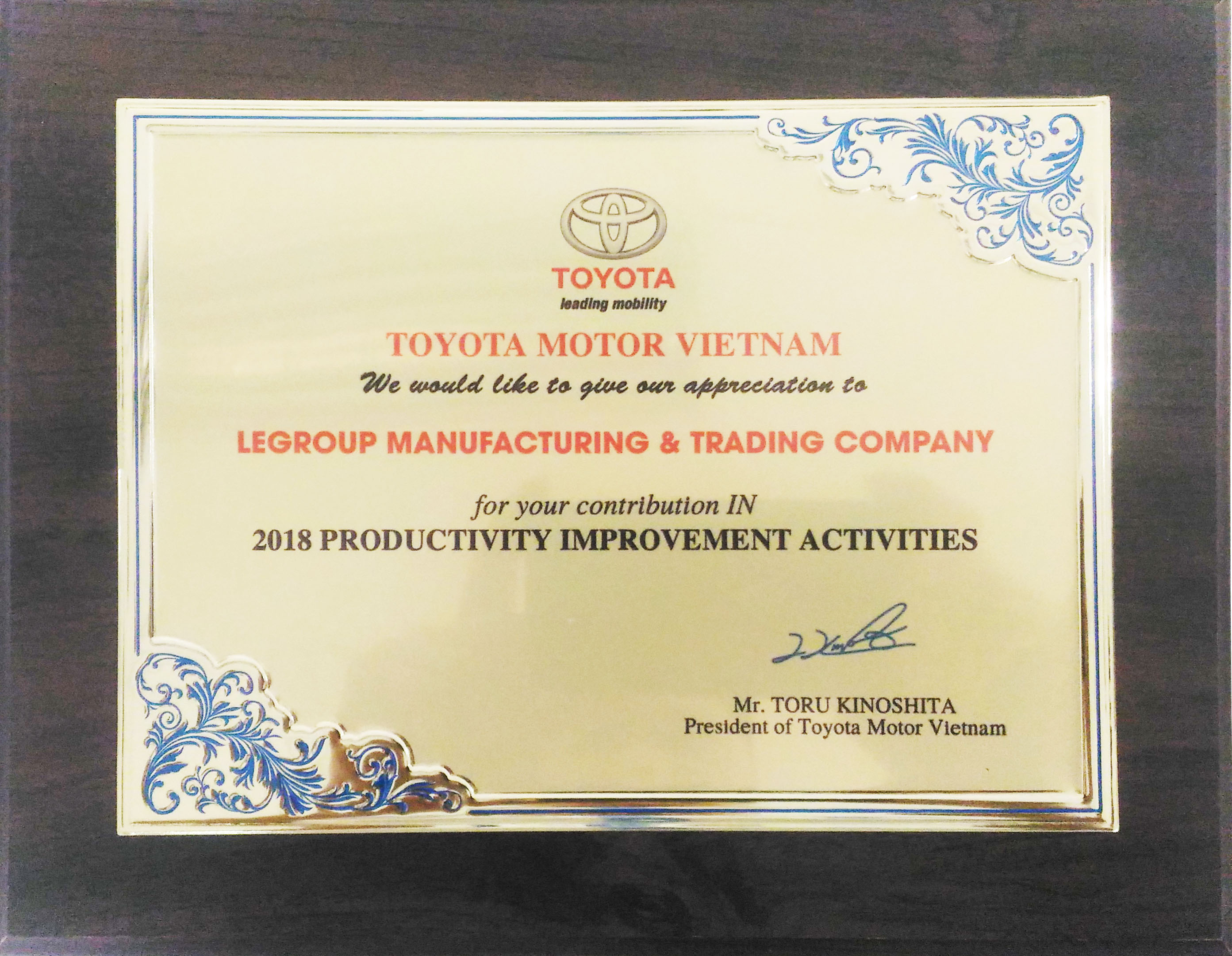 LEGROUP RECEIVES AWARD FROM TOYOTA VIETNAM FOR “2018 PRODUCTIVITY IMPROVEMENT ACTIVITIES”